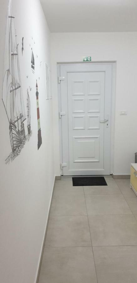 Navi Apartment Kastela Exterior photo